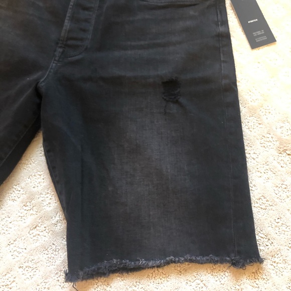 ⚫️ Men’s Forever 21 Jean Shorts NWT - Picture 3 of 6